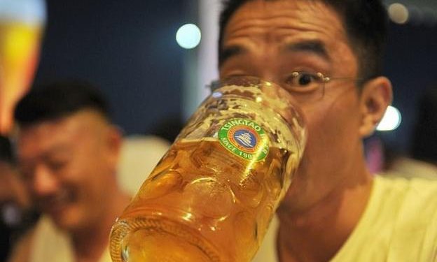 Alldaynews.gr Ήπιε 10 μπουκάλια μπύρα και διαλύθηκε η ουροδόχος κύστη του