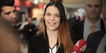 Alldaynews.gr Ειρήνη Μελισσαροπούλου: Από τις φυλακές του Χονγκ Κονγκ πλεόν στην Ελληνική Αστυνομία!