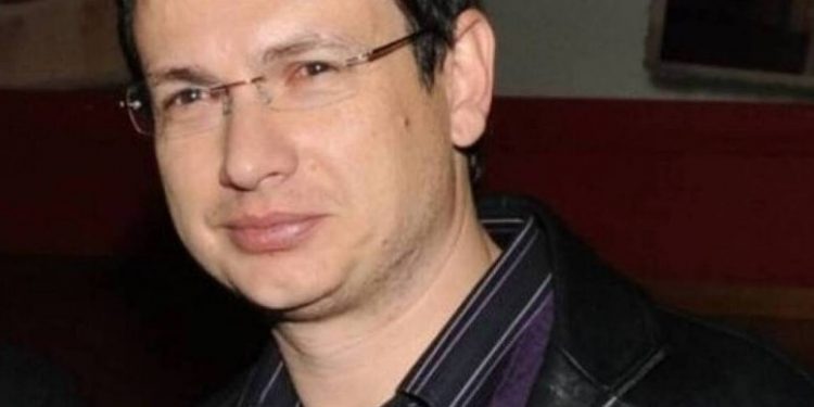 Alldaynews.gr Συμβαίνει τώρα: Θρήνος για τον ηθοποιό Σταύρο Νικολαΐδη-“‘Εφυγε” η μητέρα του