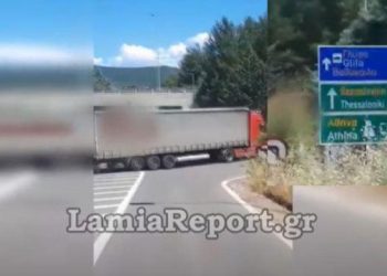 Νταλίκες μπαίνουν ανάποδα σε «είσοδο» της Εθνικής για να μην πληρώσουν διόδια (Video)