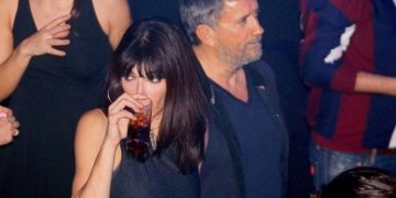 Αυτή είναι η νεαρή σύντροφος του Σπύρου Παπαδόπουλου[photos]