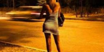 Πασίγνωστος Έλληνας της ShowBiz Χώρισε για το πάθος του με τις Τρανσ3ξουάλ!