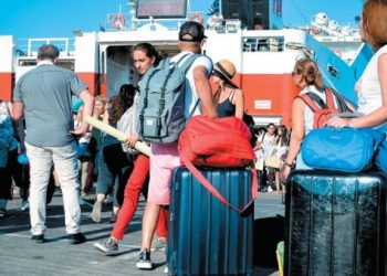 Σύψας: Αν τα κρούσματα αυξηθούν πολύ μπορεί να σταματήσει ο τουρισμός