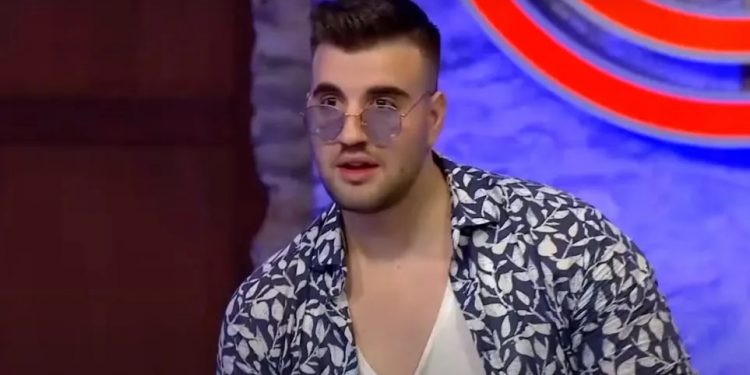 MasterChef- τελικός: Βαθύ ΠΑΣΟΚ ο Βαρθαλίτης: «Ο ήλιος ο πράσινος…- Πάρτι στο Twitter (pics, video)