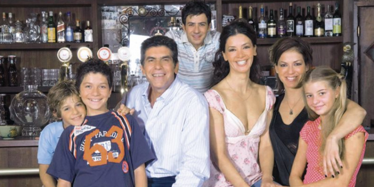 Ηθοποιός της σειράς “Ευτυχισμένοι Μαζί” έγινε μαμά για πρώτη φορά