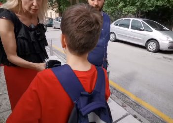 «Υπήρχε βία την ώρα που πήραν την Μαρκέλλα» – «Μαρκέλλα σε ψάχνουμε και σε αγαπάμε»: Συγκινεί ο 10χρονος συμμαθητής της