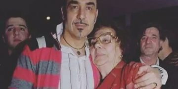 Alldaynews.gr Έχασε την αγαπημένη του μητέρα ο Νότης Σφακιανάκης (pics, video)