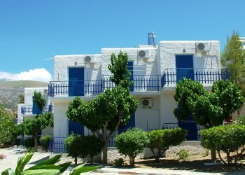 Κατασκευή καταλυμάτων χωρίς ΦΠΑ