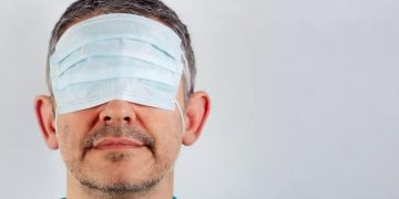 Alldaynews.gr Μην κατεβάζετε τη μάσκα στο πηγούνι σας