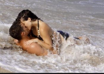 Ερωτικά παιχνίδια στη θάλασσα: Πόσο ασφαλές είναι;