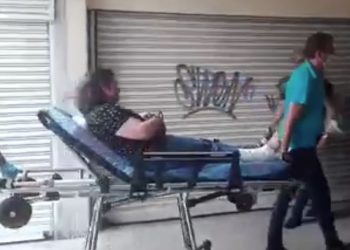 Κοζάνη: Μπήκε με τσεκούρι στην εφορία-Τραυμάτισε υπαλλήλους[video]