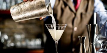 Alldaynews.gr Θρήνος στη Μύκονο-Νεκρός ο διασημότερος μπάρμαν του νησιού