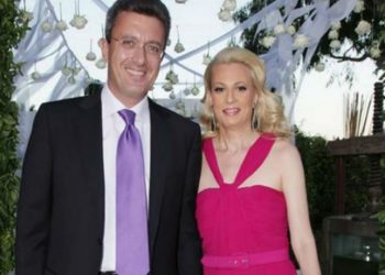 Δεν φαντάζεστε ποια διάσημη Ελληνίδα είναι η πεθερά του Νίκου Χατζηνικολάου