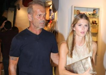 Ο Πέτρος Κωστόπουλος βάζει τα πράγματα στη θέση τους για το τροχαίο της κόρης του: Δεν οδηγούσε η Αμαλία