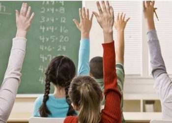 “Είμαι πολύ ερωτευμένος με τη μικρή”! Αυτό αποκάλυψε ο 44χρονος καθηγητής για την 14χρονη μαθήτριά του