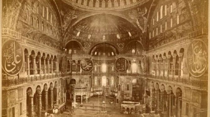 Alldaynews.gr Αγία Σοφία: Η τοιχογραφία που σκότωνε όποιον Τούρκο προσπαθούσε να την καταστρέψει