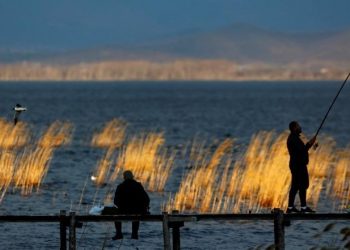 Θρίλερ σε λίμνη: Άγρια δολοφονία τριών φίλων που είχαν πάει για ψάρεμα