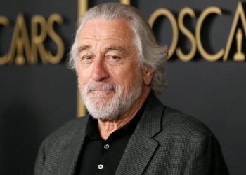 Μίκι Ρουρκ για Ρόμπερτ Ντε Νίρο: Βρωμοκλαψιάρη, θα σε ξεφτιλίσω