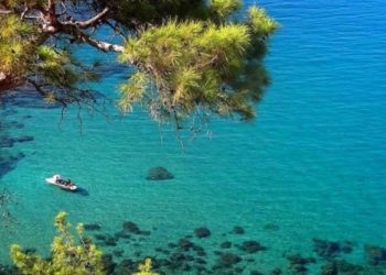 Κύπρος : Σε σοβαρή κατάσταση ζευγάρι Ελλήνων που έπεσε με όχημα από γκρεμό 30 μέτρων