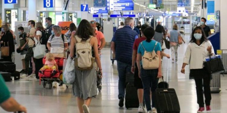 Bild: Η TUI επέβαλε στην Αθήνα τους κανόνες – Ο Μητσοτάκης υπέκυψε στον εκβιασμό