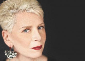 Έλενα Ακρίτα