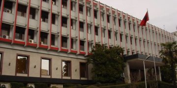 Περίεργη απόλυση όλου του προσωπικού της Πρεσβείας της Αλβανίας στην Αθήνα! Τα διαβατήρια ήταν η αιτία;