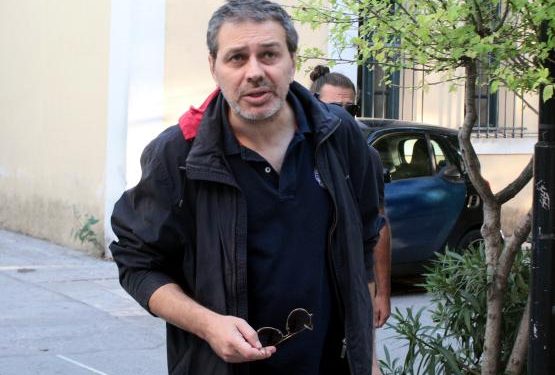 Alldaynews.gr Πυροβόλησαν τον δημοσιογράφο Στέφανο Χίο – Εξ επαφής μία στο λαιμό και μία δίπλα από την καρδιά