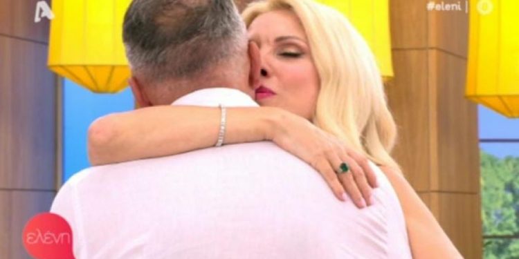 Alldaynews.gr Ξέσπασε σε κλάματα ο Γρηγόρης Γκουντάρας στην αγκαλιά της Ελένης Μενεγάκη