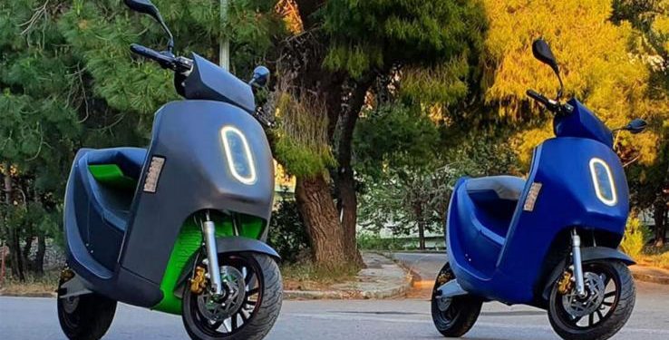 Alldaynews.gr Το πρώτο ελληνικό ηλεκτροκίνητο σκούτερ έρχεται από τρεις νέους Έλληνες