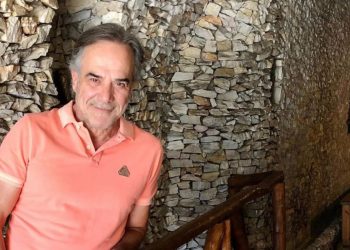 ΔΕΝ ΠΙΣΤΕΥΕΙΣ ΤΙ ΣΩΜΑΤΑΡΑ έχει ο Παύλος Ευαγγελόπουλος