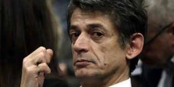 Δάκρυσα! Ο Καρανίκας ειρωνεύεται την Αρβελέρ για την Αγιά Σοφιά[post]