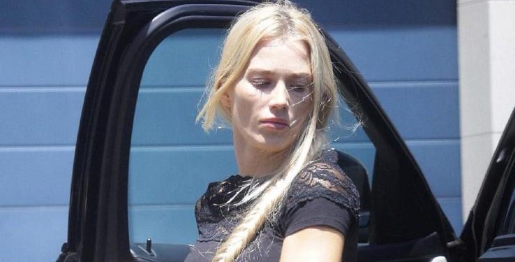 Alldaynews.gr Δίκη Μακρή: Σπάραξε η σύζυγος του θύματος (Video)