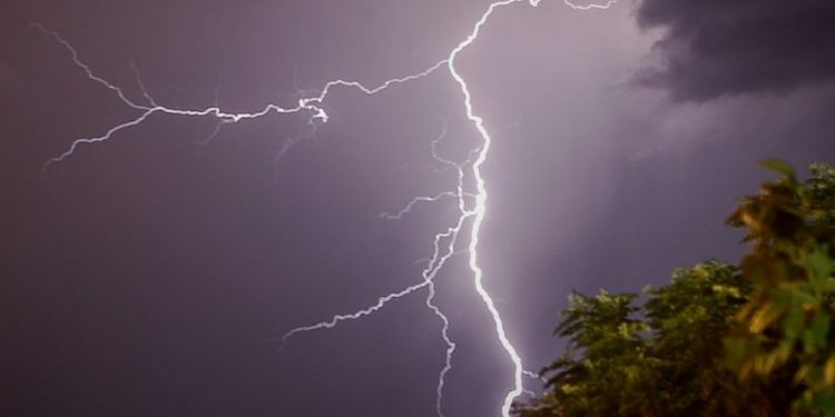 Alldaynews.gr kairos-καιρός-kataigides-καταιγίδα-κεραυνός