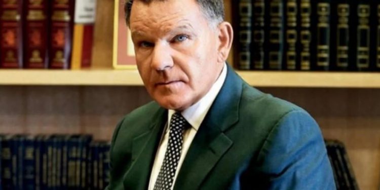 Νέες μπίζνες από Αλέξη Κούγια Κούγια-Φέρνει την επανάσταση στην αύξηση ύψους