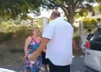 Μπέος: «15 μ@λ@κ€ς είστε» – Οι αντιδράσεις για την ιδιωτικοποίηση του νερού (Video)