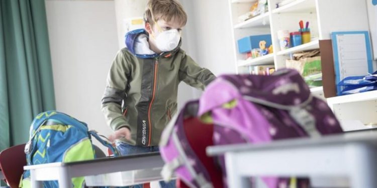 Alldaynews.gr Σχολεία μάσκα