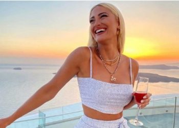 Ιωάννα Τούνη: Γιατί δεν μπορεί να εξαφανίσει το ροζ βίντεο από το διαδίκτυο