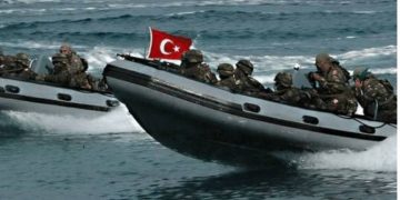 Έρχεται κρίσιμη νύχτα: Αναφορές για παρουσία τουρκικών ειδικών δυνάμεων του Ναυτικού απέναντι από τη Μεγίστη