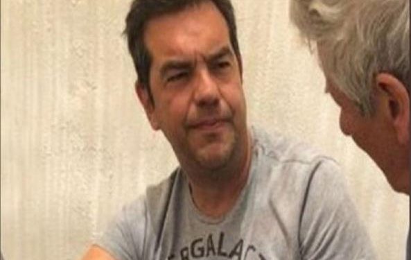 Ο Τσίπρας απαντάει στο «Κουλούρι» που τον σατυρίζει (pic)