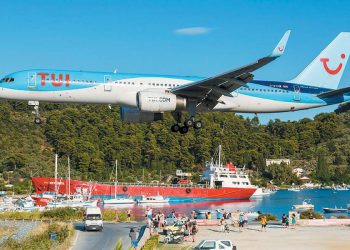 Bild: Η TUI επέβαλε στην Αθήνα τους κανόνες – Ο Μητσοτάκης υπέκυψε στον εκβιασμό