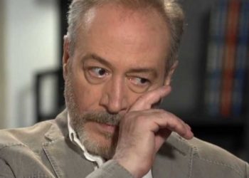 Alldaynews.gr Γρηγόρης Βαλτινός: Έβαλε τα κλάματα στον αέρα-«Γνώρισα τον πατέρα μου στα 20 μου»