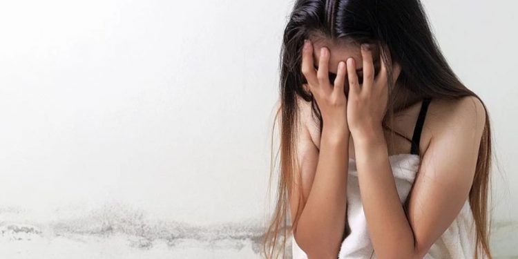Alldaynews.gr Ιερές τελετές με ανήλικες σκλάβες του «έρωτα»! Ο «γιατρός» που λάτρευαν σαν Θεό τα θύματά του