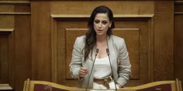 Ραλλία Χρηστίδου: Εξώδικο στον Γρηγόρη Ψαριανό για την επίμαχη ανάρτηση και Μήνυση στον δημοσιογράφο