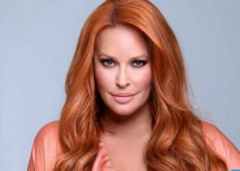 Η Σίσσυ Χρηστίδου ποζάρει με μαγιό και ανεβάζει την …Θερμοκρασία![photo]