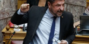 Alldaynews.gr Τα δικά μας παιδιά! Έσπασε κάθε ρεκόρ μετακλητών η Νέα Δημοκρατία: 2.800 προσλήψεις για την κυβέρνηση