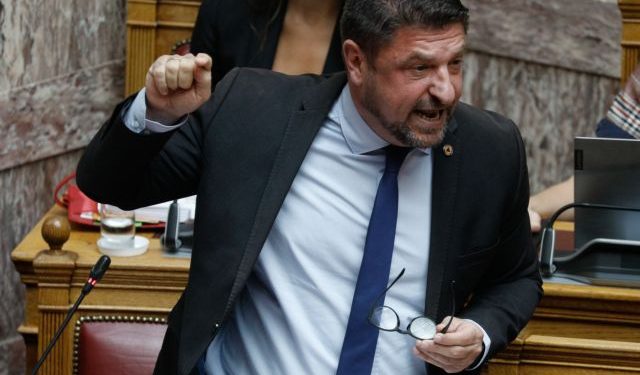 Alldaynews.gr Τα δικά μας παιδιά! Έσπασε κάθε ρεκόρ μετακλητών η Νέα Δημοκρατία: 2.800 προσλήψεις για την κυβέρνηση