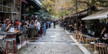 Alldaynews.gr Λαρισαίοι επιχειρηματίες: Ακατανόητη η απόφαση για το λουκέτο στις 12 – Θα πηγαίνει στα πάρκα ο κόσμος