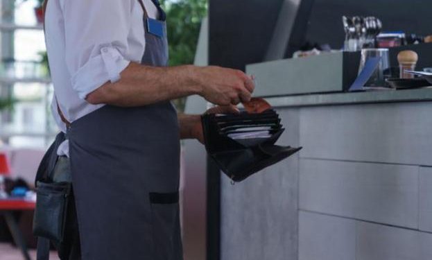 Alldaynews.gr Καταγγελία: Εργαζόμενος βρέθηκε θετικός στον κορωνοϊό και δεν έγιναν τεστ… ούτε στο προσωπικό της επιχείρησης