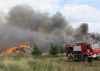 Φωτιά κοντά στα ΚΤΕΛ Μακεδονία της Θεσσαλονίκης