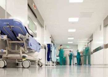 Χαμόγελα στην Εντατική! Αποσωληνώθηκε η 27χρονη γιατρός από το Πανεπιστημιακό Λάρισας